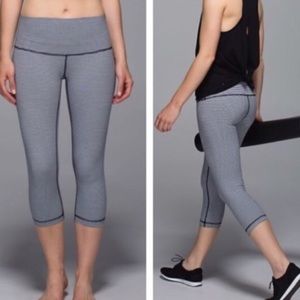 Lululemon cropped leggings 4